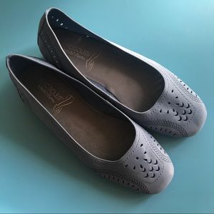 🥿Aerosoles // Grey Blue Flats